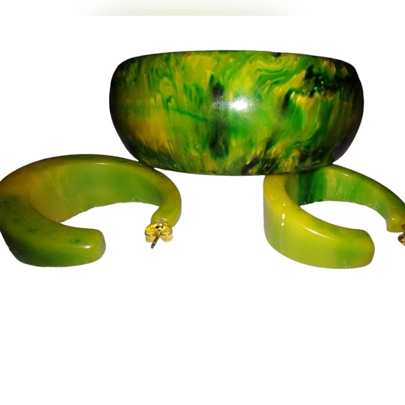 BAKELITE End of Day Marbled Bracelet & Earrings Green, Gold, Black Vintage Set - Picture 3 of 16